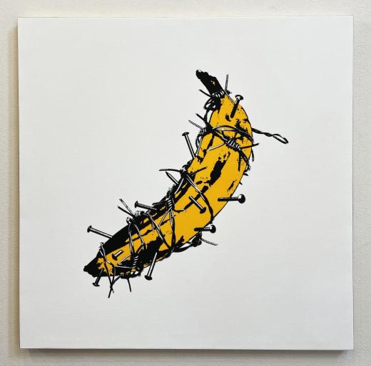 Spiked banana / canvas / gold